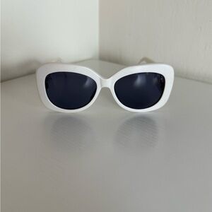 CHANEL Vintage 1995 Barbie Sunglasses